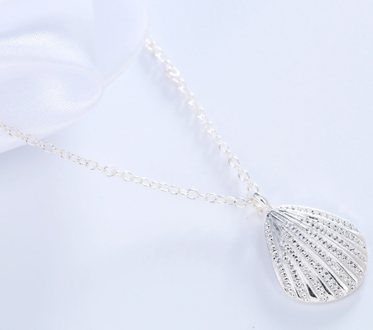 Shell Pendant Necklace with Scallop Charm - Blue Cup LLC.